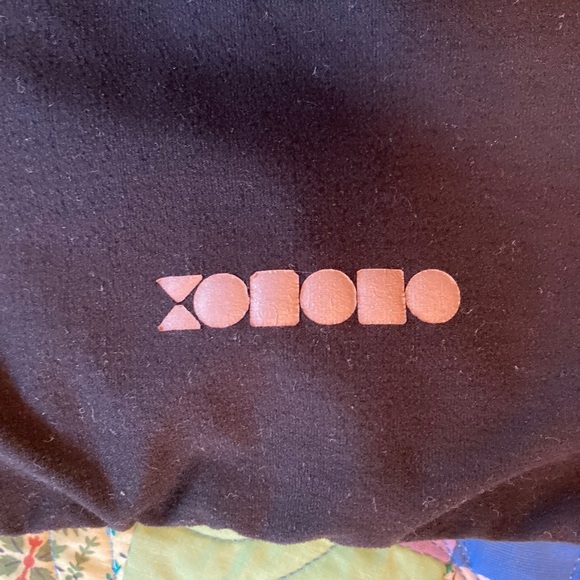 Capris, Workout:Leggings XOXO, Black with side pockets, Size Large - Picture 3 of 16